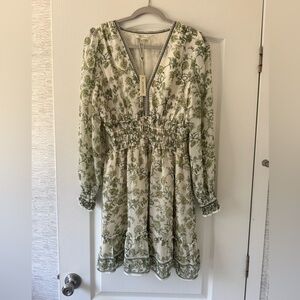 Max Studio Cream and Green Floral Long Sleeve Dress